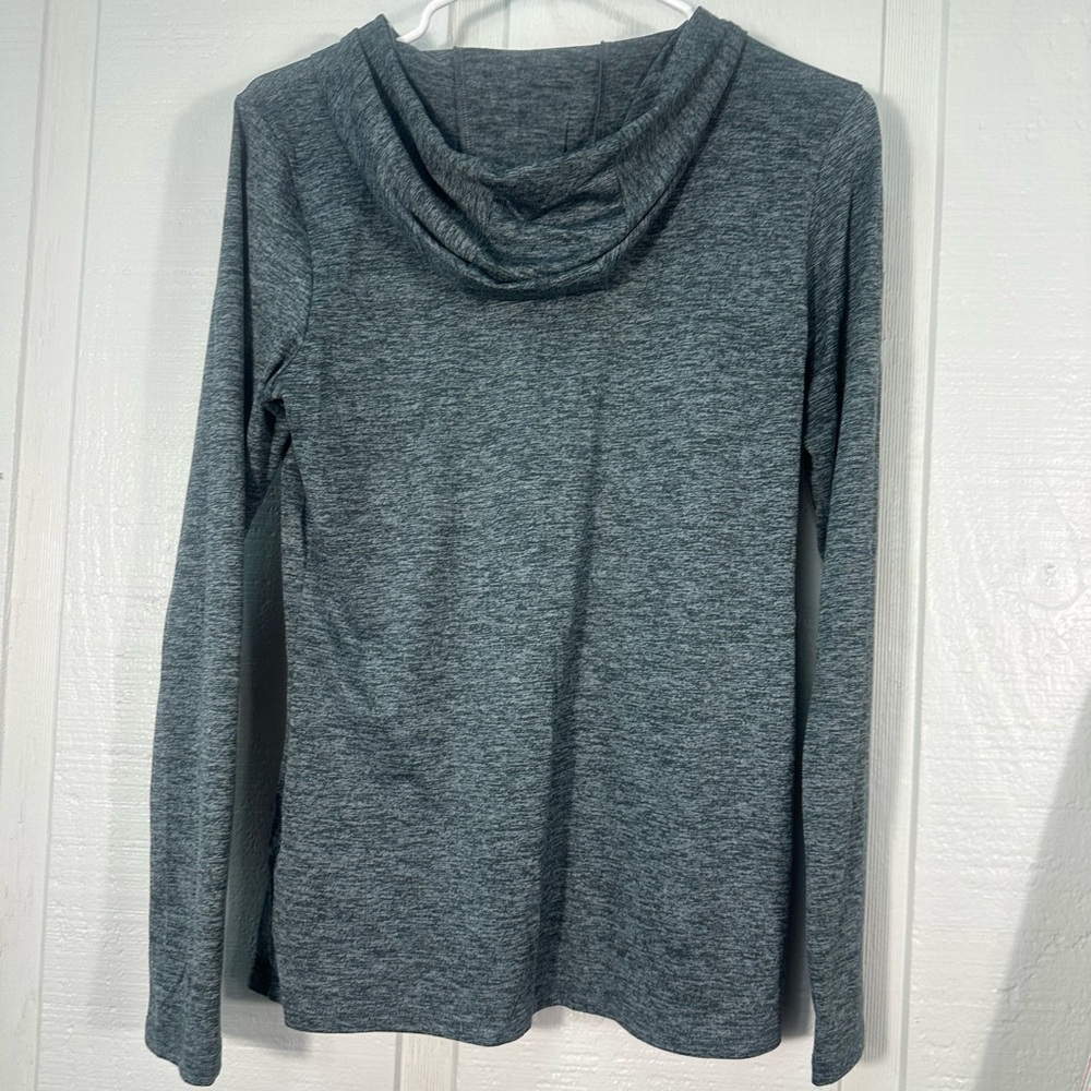 Nike Womens Gray Long Sleeve Dri Fit Top Size Small EUC - Picture 5 of 7